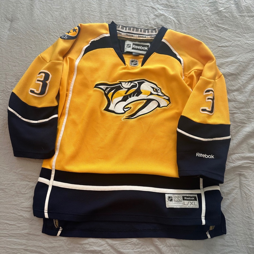 Nashville Predators‎ Reebok Hockey Seth Jones #3 Jersey NHL youth Size Large/XL